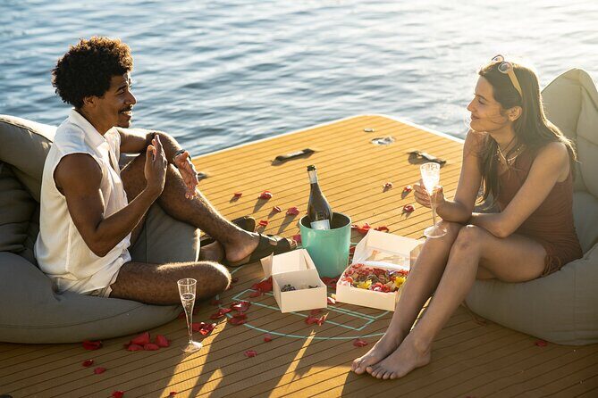 Private Picnic Experience in Condado Lagoon with Snacks Included - A Unique Twist on Relaxation: Private Picnic in Condado Lagoon
