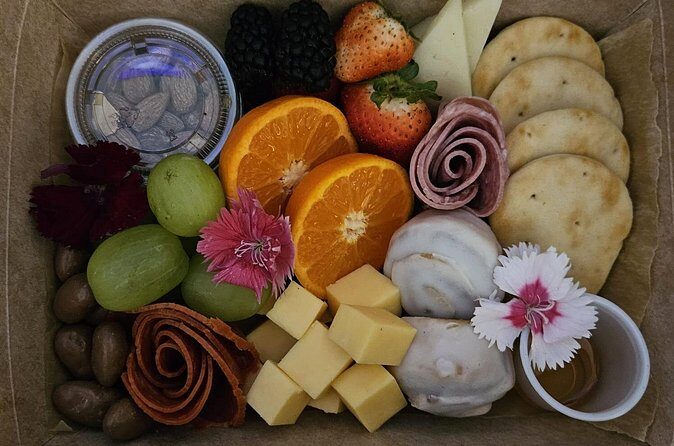 Private Picnic Experience in Condado Lagoon with Snacks Included - A Detailed Look at the Floating Picnic Experience