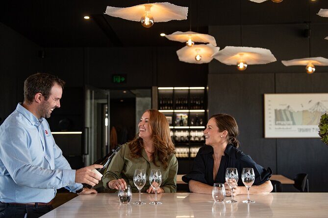 Private Picnic Lunch Experience in Orange with Wine - Key Points