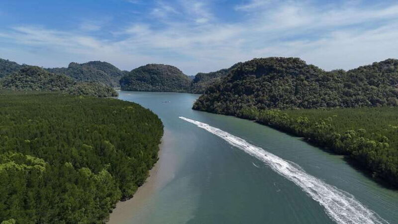 (PRIVATE) Platinum Package Jet Ski Tour Langkawi, Red Ray - Experience the Best of Langkawi with the Private Platinum Jet Ski Tour