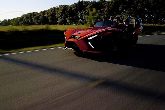 Private Polaris Slingshot Self-Guided Tour in Yankee's Tavern - A Unique Way to Explore Texas: Private Polaris Slingshot Self-Guided Tour in Yankees Tavern
