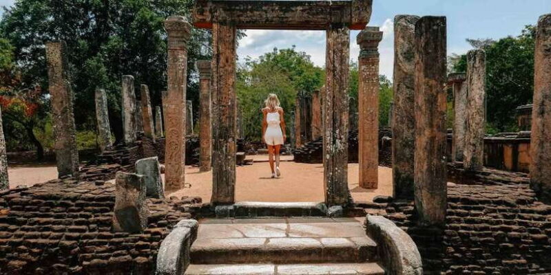 Private Polonnaruwa ancient city Guided tour From Colombo - Practical Tips for Making the Most of Your Tour