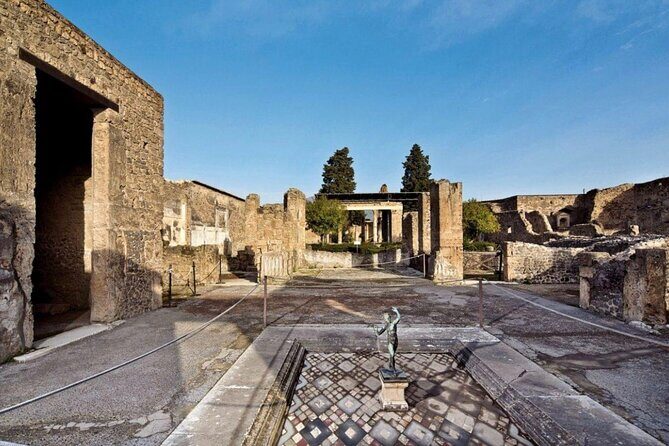 Private Pompeii Tour with lunch and Olive Oil Factory Experience - Exploring the Full Day: What Makes This Tour Stand Out