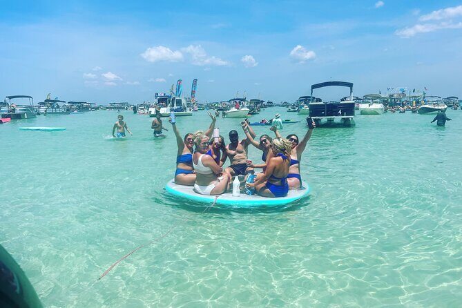 Private Pontoon in Crab Island with Captain - Key Points