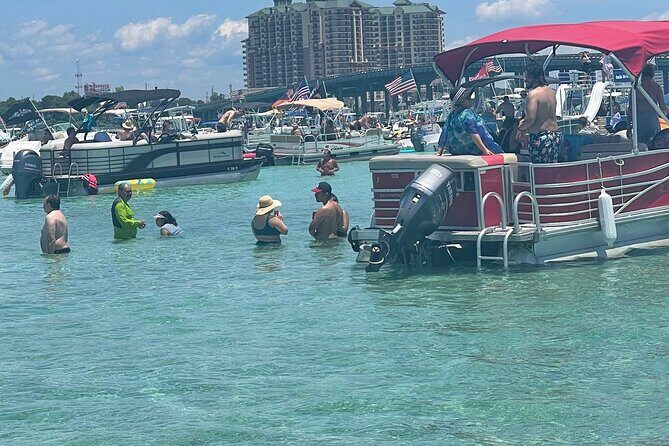 Private Pontoon in Crab Island with Captain - FAQs