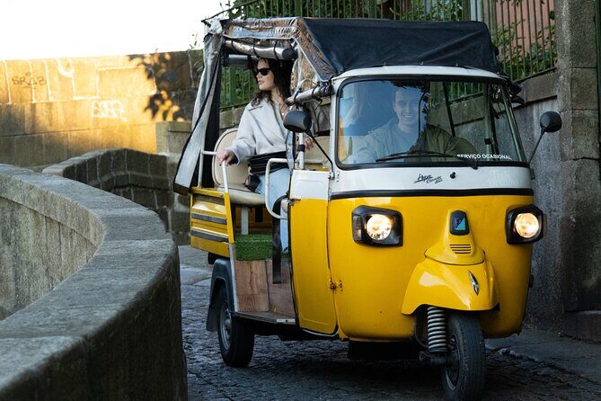 Private Port: Tuk Tuk and boat with local guides - In-Depth Look at the Porto Private Tour: Tuk Tuk & Douro River