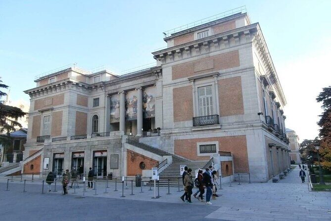 Private: Prado Museum and optional Royal Palace - FAQs