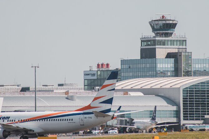 Private Prague Airport Departure Transfer - Key Points