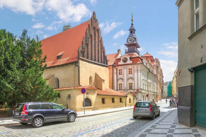 Private Prague Jewish Quarter tour with certified guide - Who Should Consider This Tour?