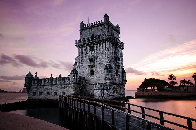 Private Premium Car Transfer from Porto to Lisbon with 2 hours for sightseeing - Why This Tour Offers Great Value