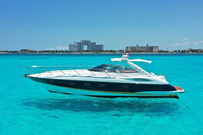 Private Premium Yacht 46FT Rental in Cancún - The Allure of a Private Yacht in Cancun