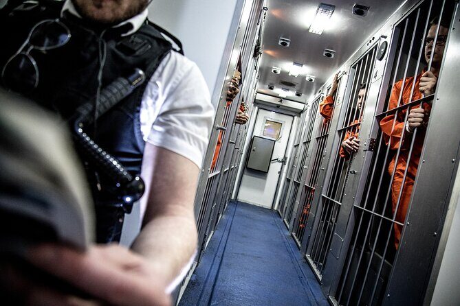 Private Prison Van Escape Game - London Immersive Experience - A Practical Look at the Private Prison Van Escape Game in London