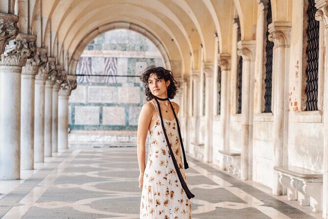 Private Professional Photoshoot in Venice - Key Points