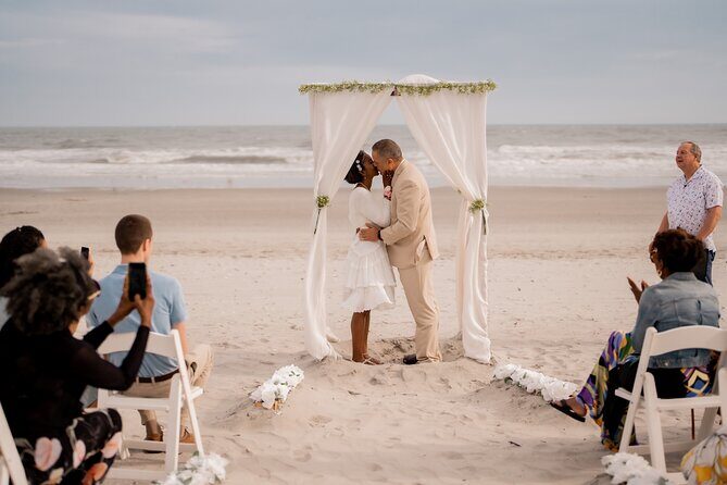 Private Professional Vacation Photoshoot in Chicago - FAQs