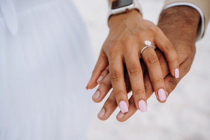 Private Professional Vacation Photoshoot in Destin - FAQs