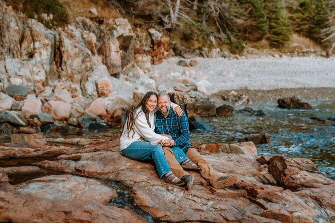 Private Professional Vacation Photoshoot in Garden of the Gods - Key Points