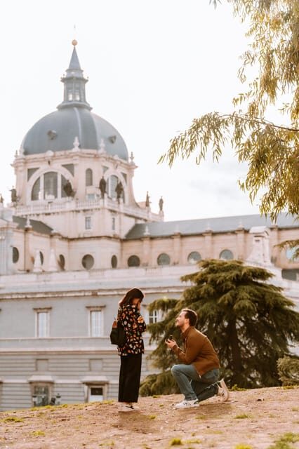 Private Professional Vacation Photoshoot in Madrid - Who Will Love This?