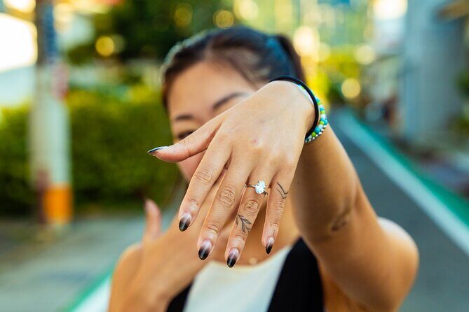 Private Proposal Photoshoot in Japan - Practical Details: Transportation, Timing, and Group Size