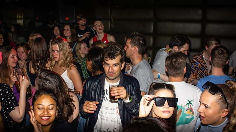 Private Pub Crawl Stockholm With VIP Entry - A Well-Structured Night Out with Local Flavor