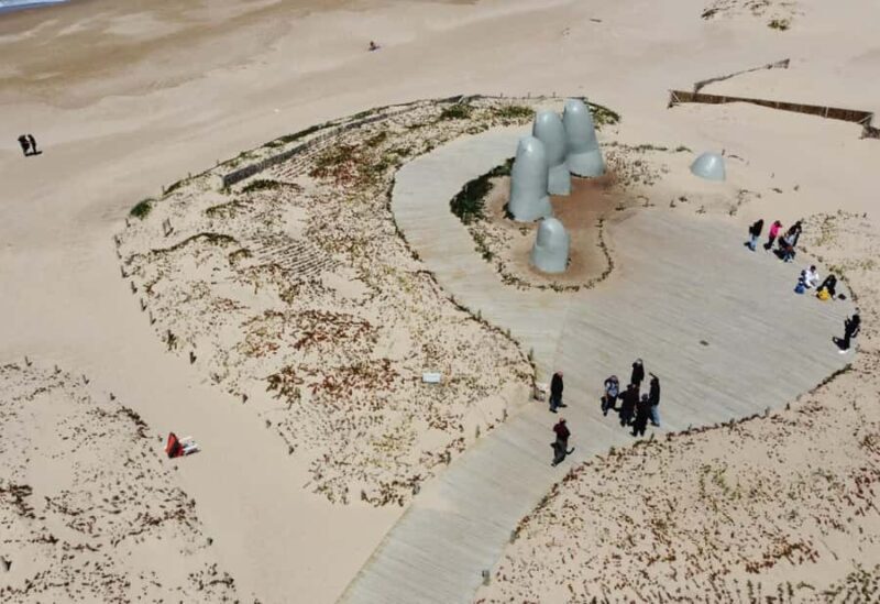 Private - Punta del Este City Tour for Cruisers - Iconic Sculptures and Artistic Highlights