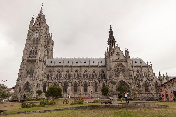 Private Quito City Tour with Panecillo´s Hill, and main churches - What Travelers Say