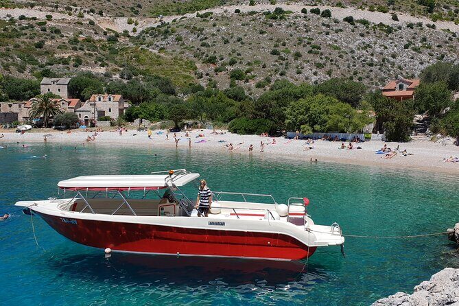 Private Red Rocks and Pakleni Islands beach hopping speedboat tour - FAQs