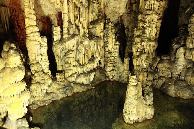 Private Rethymno old town,kourtaliotiko waterfalls& preveli beach - A Deep Dive into the Experience