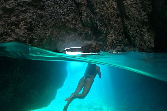 Private Rio Boat Excursion - per group - Exploring the Coastal Wonders of Pula by Boat