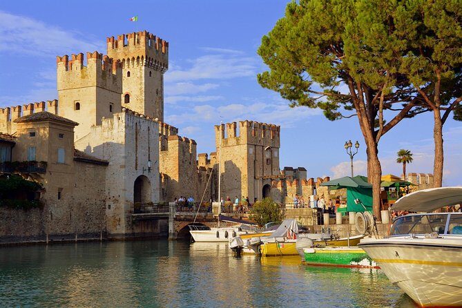 Private Romantic Motorboat Tour From Sirmione - Review Insights and Real-world Experiences