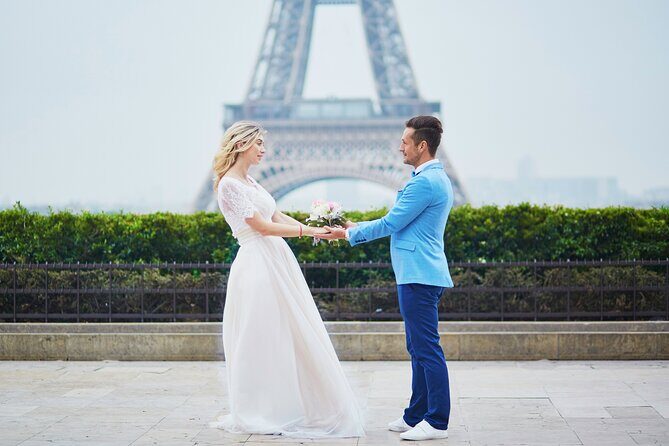 Private Romantic Photoshoot in Paris with Bouquet of Flowers - Final Thoughts: Who Should Consider This?