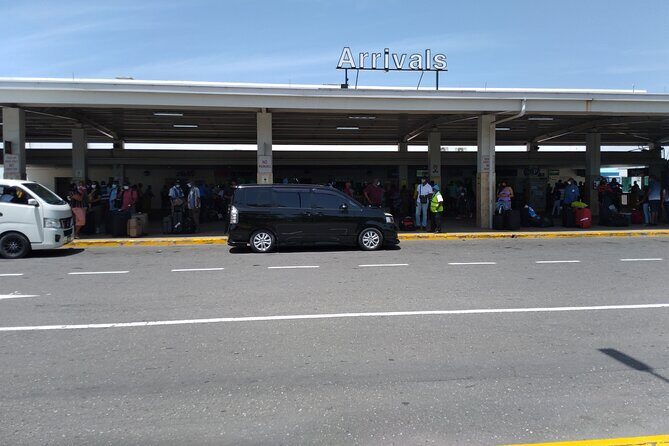 Private Round Trip Airport Transfer in Montego Bay - Key Points