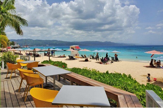 Private Roundtrip Hotel Transfers to Doctors Cave Beach Club - How This Tour Compares to Other Options