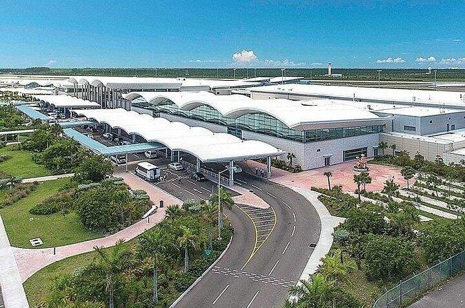 Private Roundtrip Sedan Airport Transfer to Cable Beach - FAQ