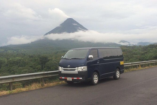 Private Roundtrip Shuttle from San Jose airport to La Fortuna/ Arenal - Introduction: A Comfortable and Flexible Transfer from San Jose to La Fortuna