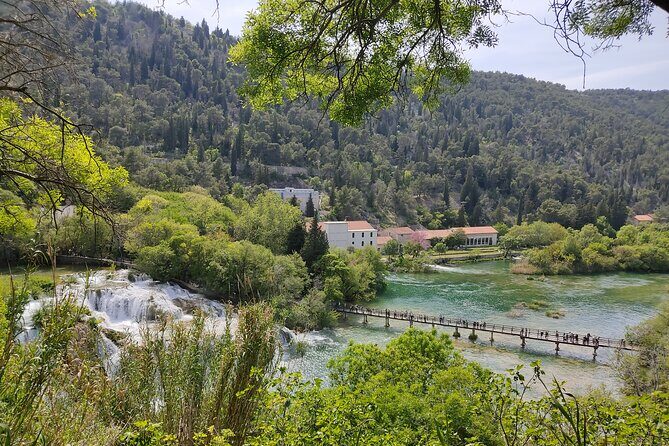 Private Roundtrip Transfer from Zadar to Krka National Park - Practical Considerations
