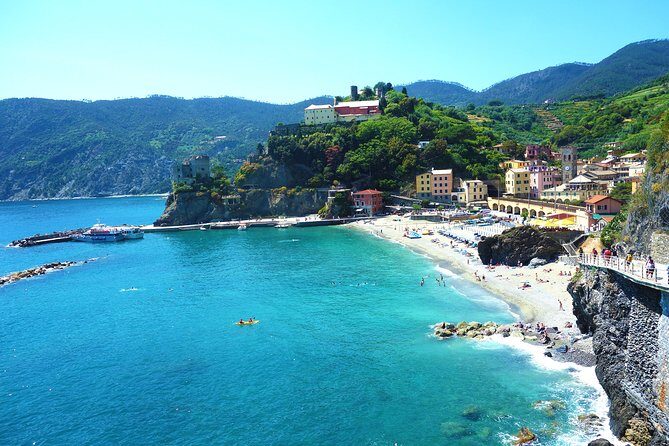 Private Roundtrip Transfer to Cinque Terre from Florence - The Details of the Journey