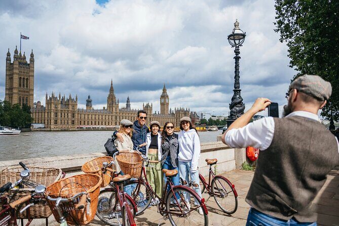 Private Royal London Bike Tour with pub & street art - Authentic Experiences and Authentic Insights
