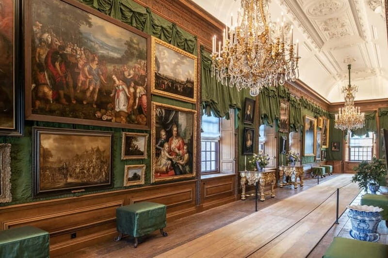 Private Royal Tour : Paleis Het Loo and Muiderslot castle - Engaging Overview