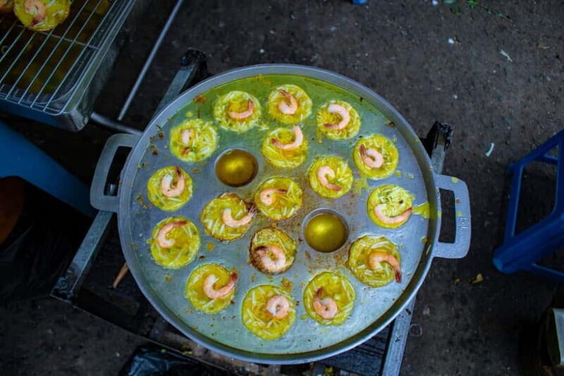 Private Saigon Foodie Walk - Eleven Food Tastings Cant Miss - Key Points