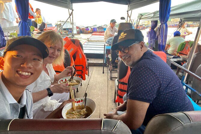 Private Saigon Ultimate Street Food and Sightseeing By Motorbike - Flower Market & Sweets