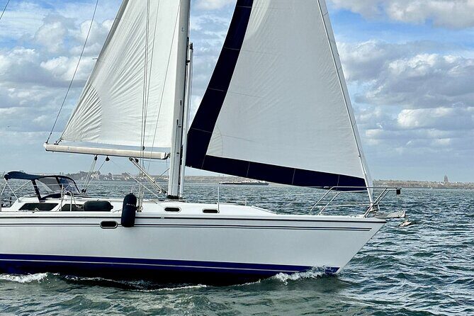 Private Sail Around New York City and The Statue of Liberty - The Sum Up