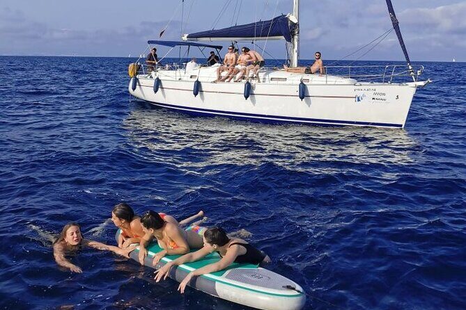 Private sailing and paddlesurfing tour with skipper up to 11 people - An In-Depth Look at the Barcelona Sailing & Paddlesurfing Tour