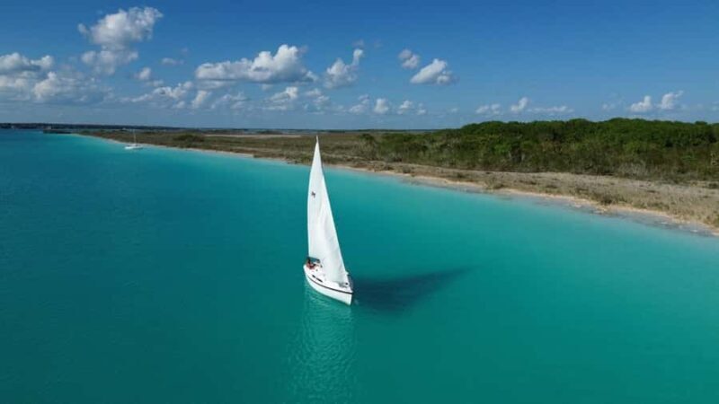 Private sailing course in Bacalar Lagoon - A Detailed Look at the Bacalar Lagoon Sailing Course