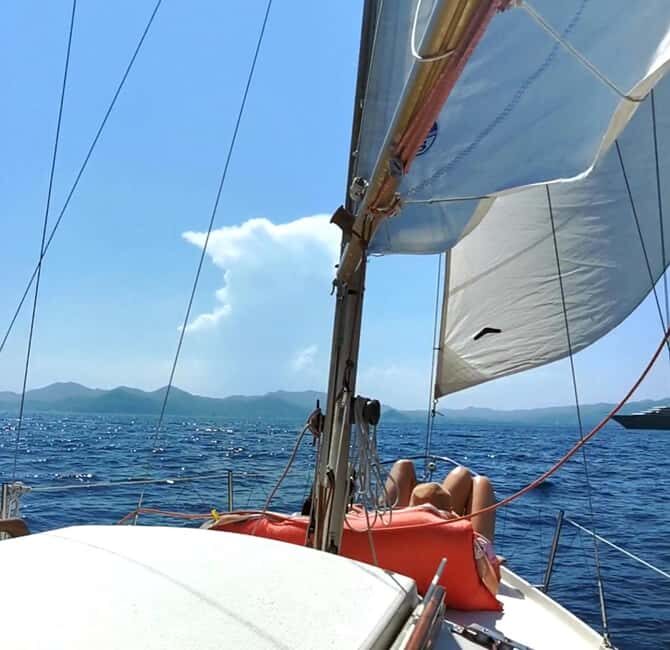 Private sailing excursion & Provençal picnic - Discover the Lérins Islands by Sailboat with a Provençal Picnic