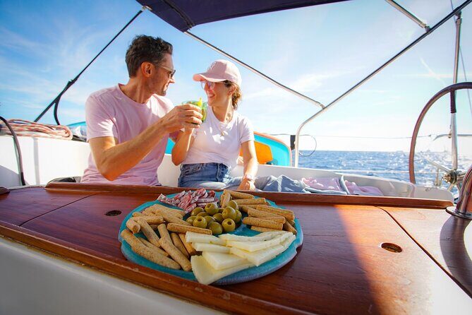 Private Sailing Experience Barcelona up to 11 guests, 5/6/8 hours - An In-Depth Look at the Private Sailing Tour in Barcelona