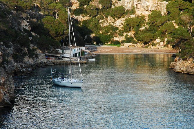Private Sailing Through The Bay of Palma - Who Is This Tour Best Suited For?
