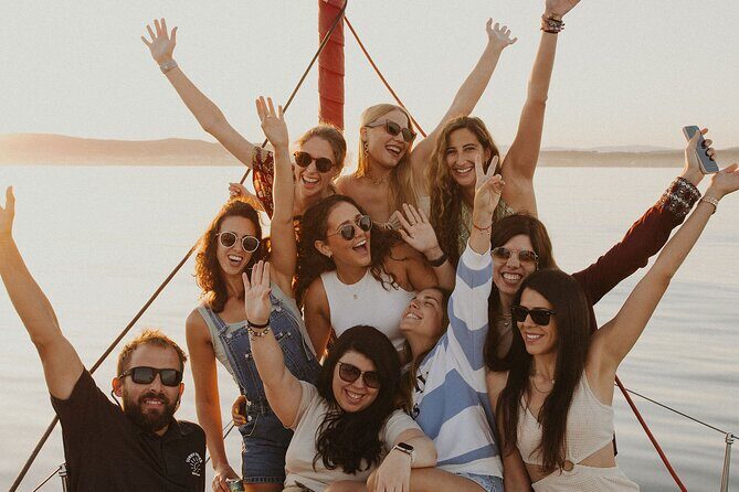 Private sailing tour in Sotogrande plus ideal drink groups of 8 - A Detailed Look at the Private Sailing Experience in Sotogrande