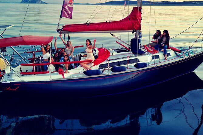 Private sailing tour in Sotogrande plus ideal drink groups of 8 - FAQs