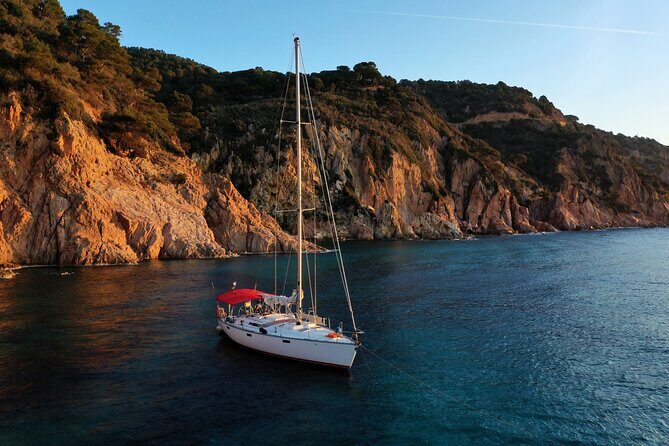 Private sailing tour with aperitif in Barcelona - Authentic Insights from Travelers