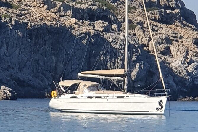 Private sailing trip to Kallithea Thermes Bay and Antony Quinn Bay. - Key Points